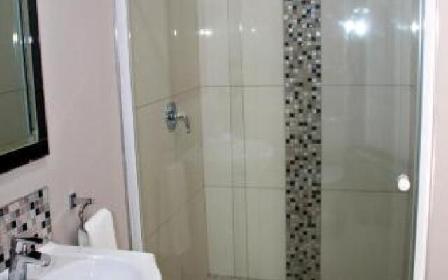 Green Kalahari Guesthouse