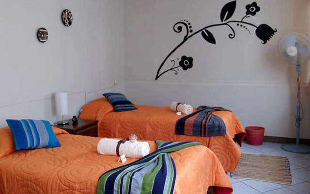 Pier 242 Miraflores B&B