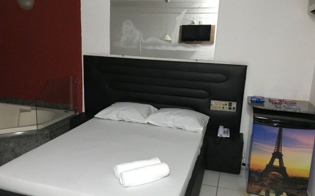 Citys Motel - Adults Only