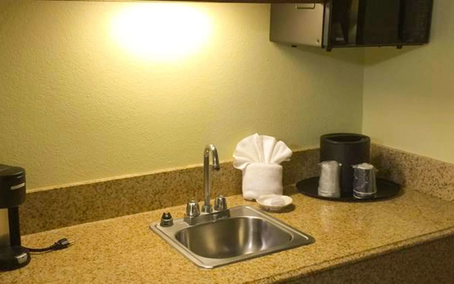 The Alexis Inn & Suites - Nashville Airport