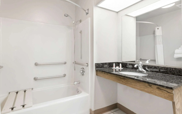 Baymont by Wyndham Duncan/Spartanburg