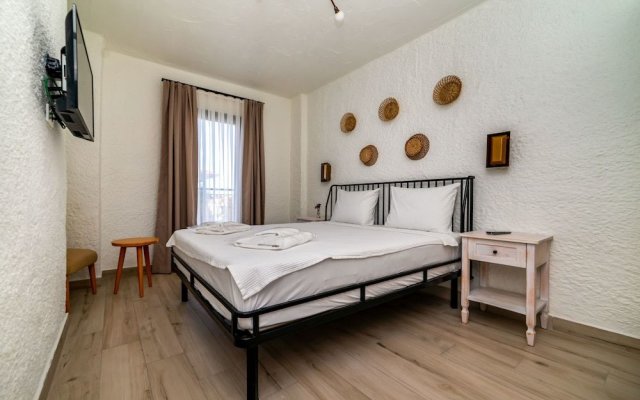 Cemal Alacati Butik Hotel