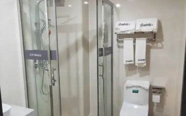 Dongguan Haiyi Chain Hotel