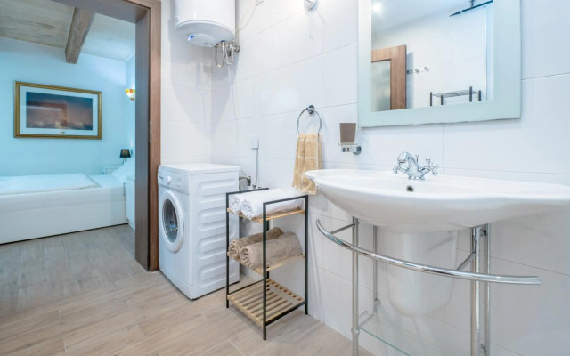 Valletta Main Street Apartment DELUXE