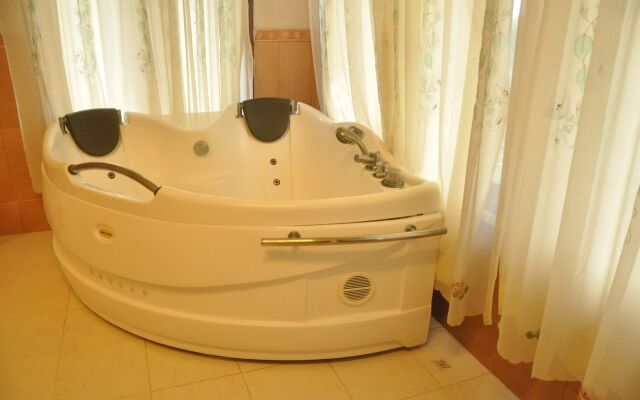 Aalankrita Resort and Convention