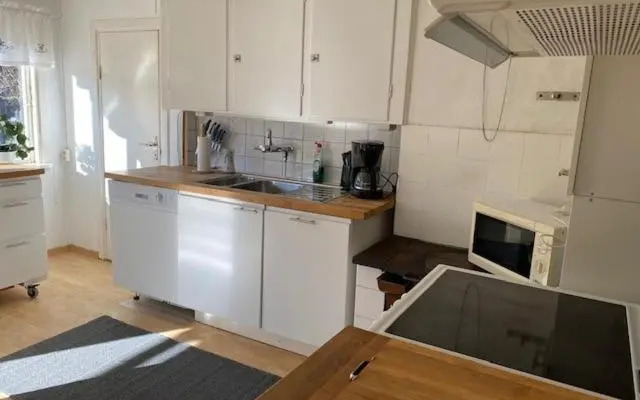 Villa Violen belägen i centrala Borgholm, Öland nära badplats.