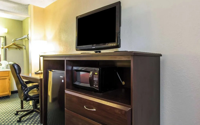 Quality Inn