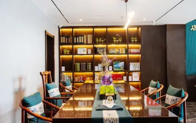Aifei Hotel (Tonghua Wanda Plaza)
