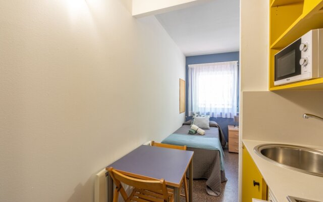 Residencia Universitaria La Ciutadella - Campus Accommodation