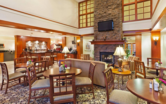 Staybridge Suites Charlotte Ballantyne by IHG