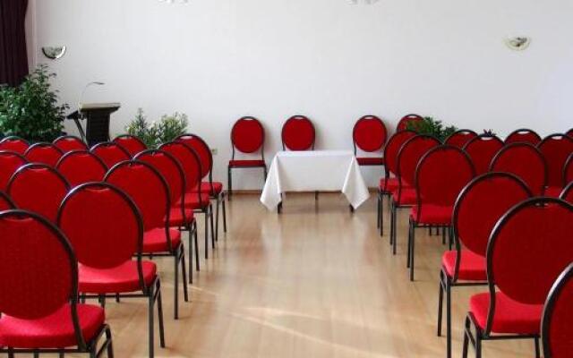 EVITA Forum Demen