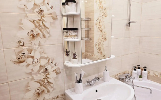 Апартаменты в микрорайоне Крылатый, 24/5