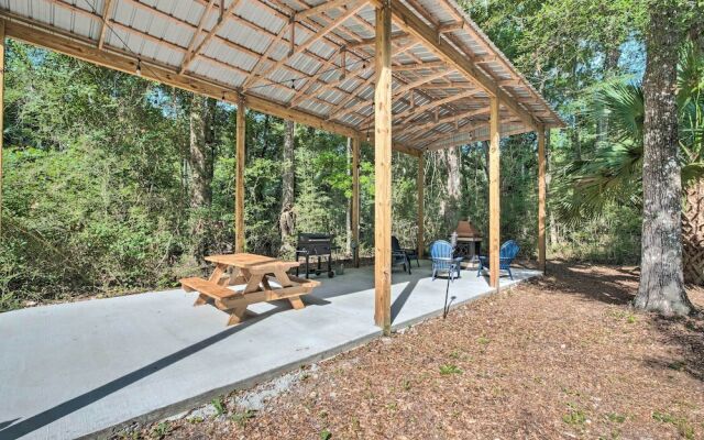 Serene Old Town Getaway Near Suwannee River!
