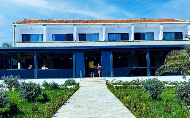 V Beach Hotel