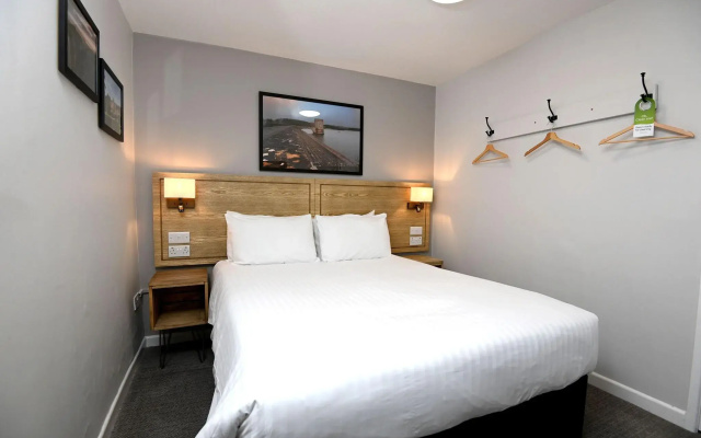 Fox & Goose, Barrow Gurney by Marston's Inns