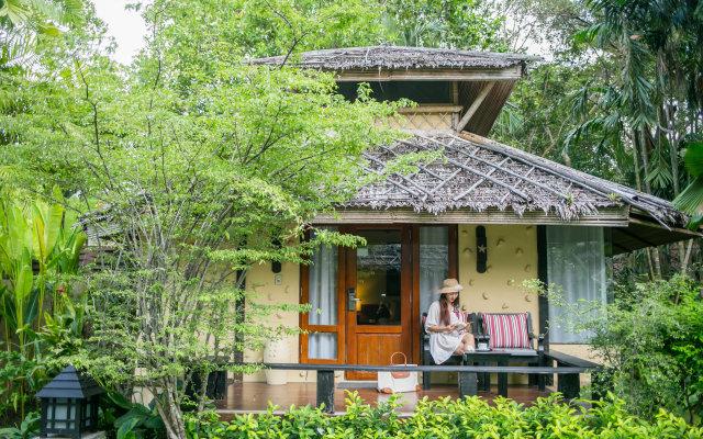 Centara Koh Chang Tropicana Resort