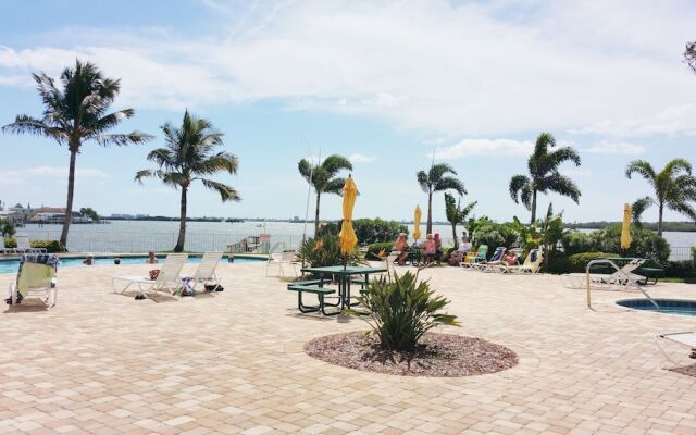 Boca Ciega Resort