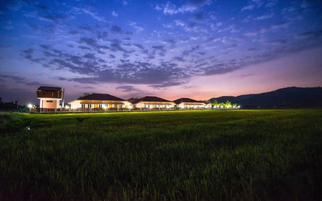 Pak Raja Villas
