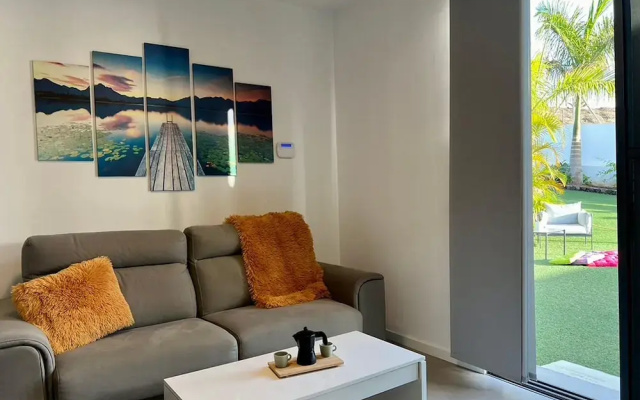 Apartment With Garden and BBQ in Tenerife