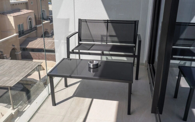 Luxury Stay At JVC with Pool & Gym