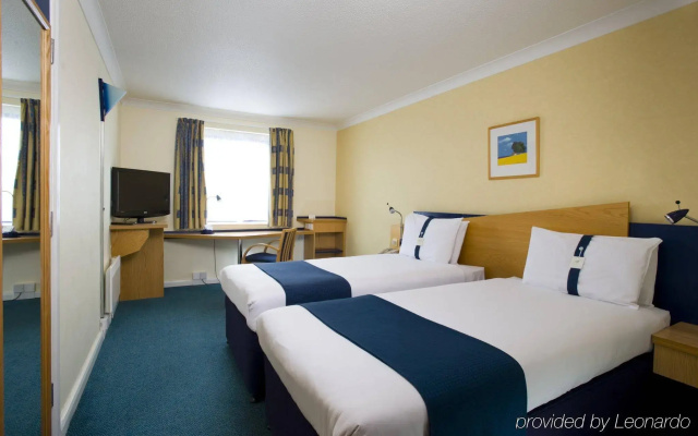 Holiday Inn Express Swansea - East by IHG