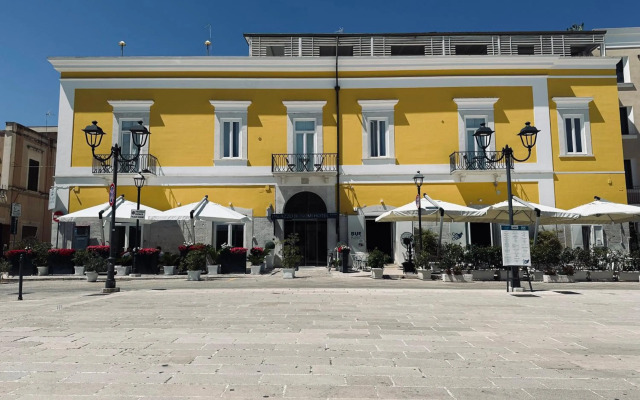 Palazzo Bonomi