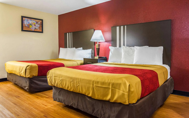 Econo Lodge Research Triangle Park