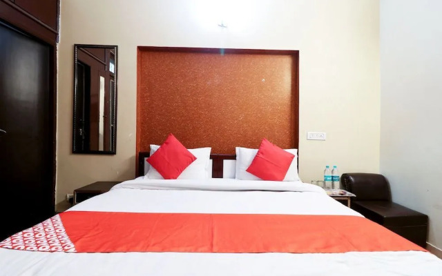 Ashu Villa Guest House by OYO Rooms