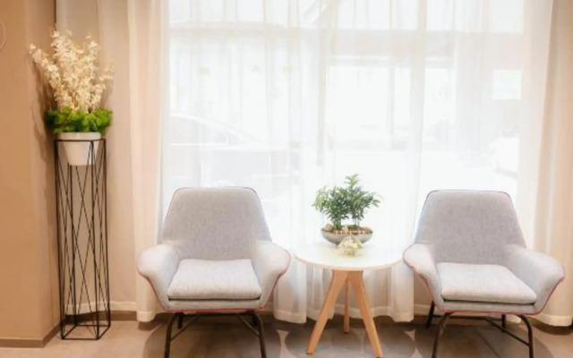 Homeinn · neo (Lianyungang Ganyu County Huazhong Road Times Square)