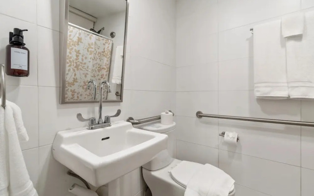 Ayana Inn PR