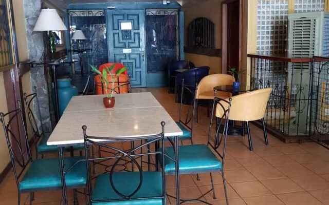 Saltimboca Tourist Inn