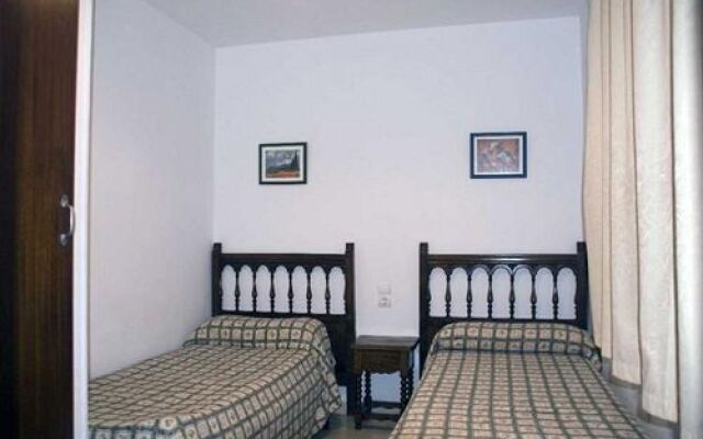 Apartamentos Hesperia / Alfonso I Palmyra