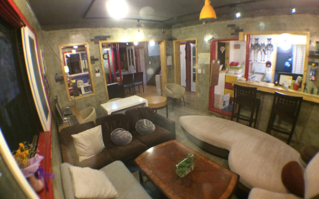 Mr.Comma Guesthouse - Hostel