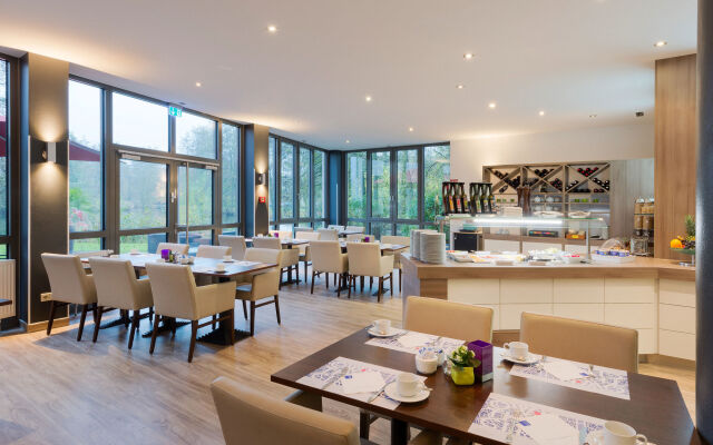 B&B HOTEL Krefeld-Süd