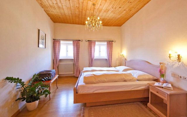 Hotel Tyrol