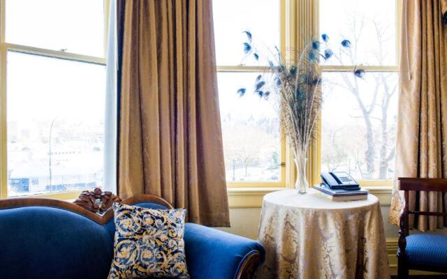 Pendray Inn & Tea House