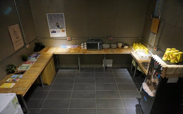 Le Da Backpacker Hostel