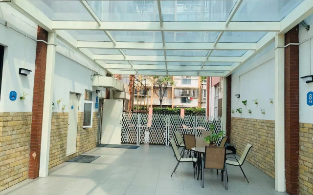 Hanting Hotel Shanghai Baogang Yueluo Freeway