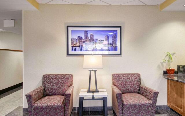 Spark by Hilton Woburn Boston