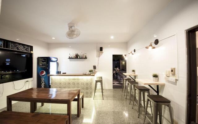 Oh Compound Hostel