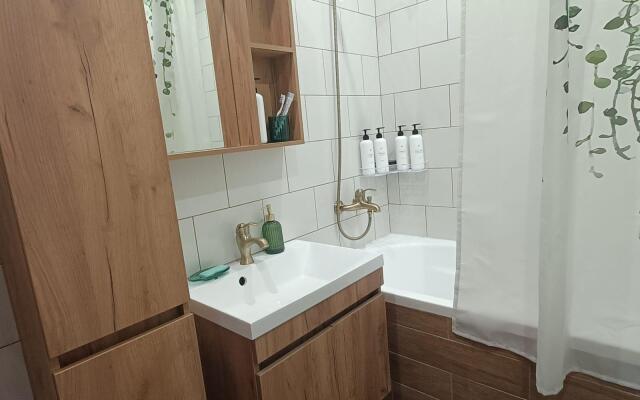 Daris apartment on Druzhby Street 21