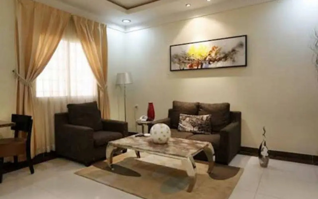 Avenue Tree Apartment