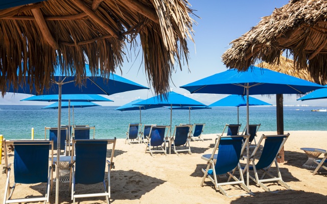 Blue Chairs Resort by the Sea - Adults Only