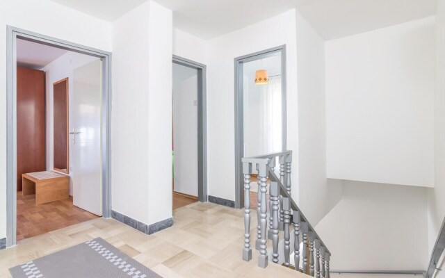 Awesome Home in Rovinj With Wifi and 3 Bedrooms