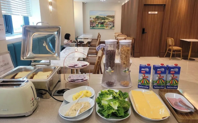 Hound Hotel Gijang-osiria