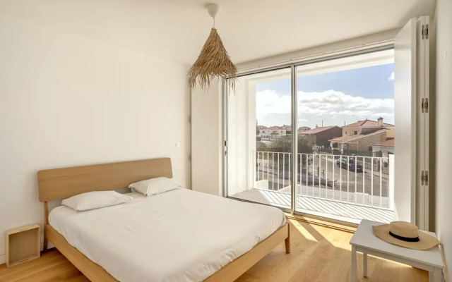 Ericeira Modern Bright With Pool by Homing