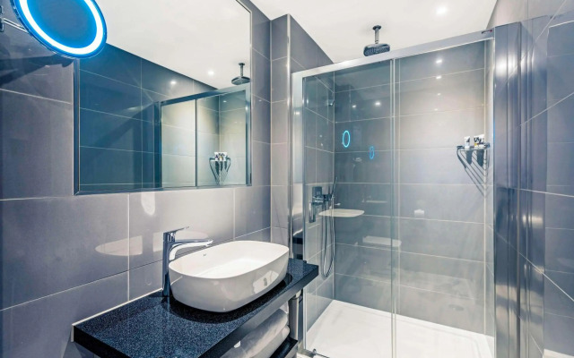 Premier Inn Dubai International Airport