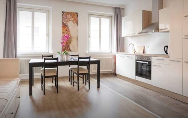 Pretty nice apartment near Hauptbahnhof
