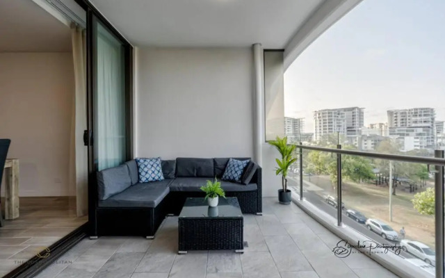 SALTWATER CALM@ The Cosmopolitan Unit 10508