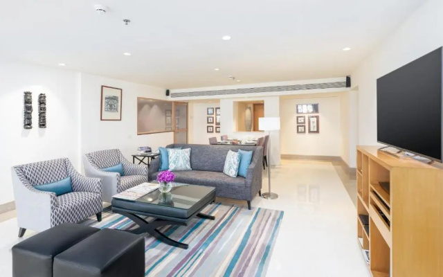 Апарт-отель Taj Wellington Mews, Mumbai